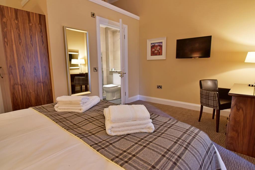 The Townhouse Aberfeldy - Rooms & Breakfast Exterior foto
